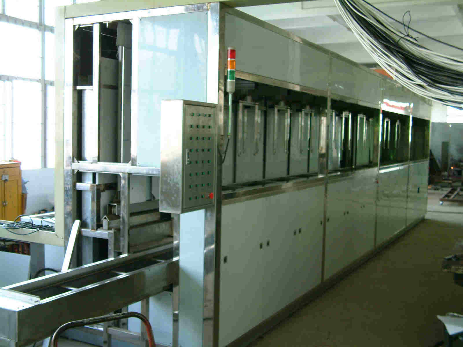 動(dòng)車汽車摩托車零部件超聲波清洗機(jī)